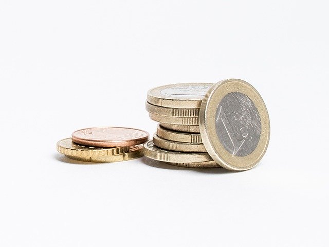 hromádka euro mincí